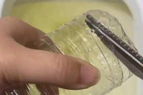矿泉水瓶疏通马桶堵塞的方法是什么？效果如何？
