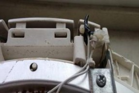 电饭煲显示e3错误代码是什么原因？如何解决？