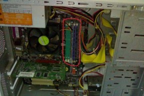 电脑内存电压怎么看？需要什么工具？