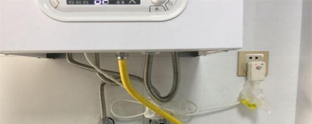 解决壁挂炉排水管堵塞问题的有效方法（排水管堵塞原因及应对措施）  第1张