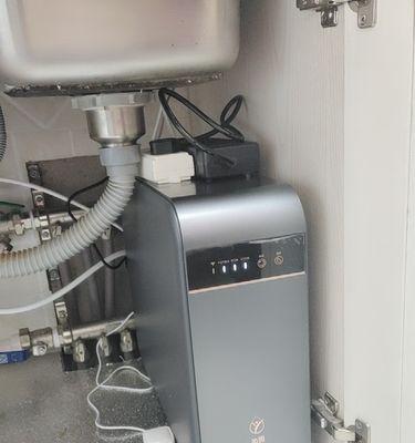 净水器水出来苦，是什么原因（探究净水器水质苦涩的可能原因及解决方法）  第1张