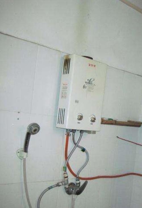 燃气热水器内部腐蚀了怎么办？如何进行有效处理？  第2张