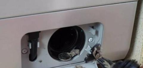 洗衣机排水管堵了如何解决？  第3张