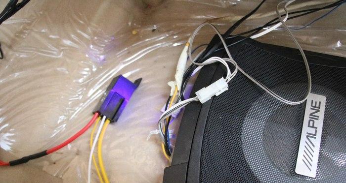卡罗拉低音炮电源线如何正确走线？走线时应注意什么？  第3张